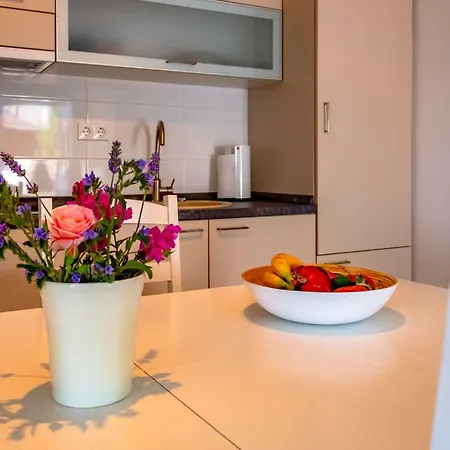 Mia Apartment *