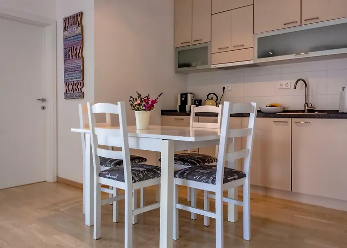 Apartman Mia *